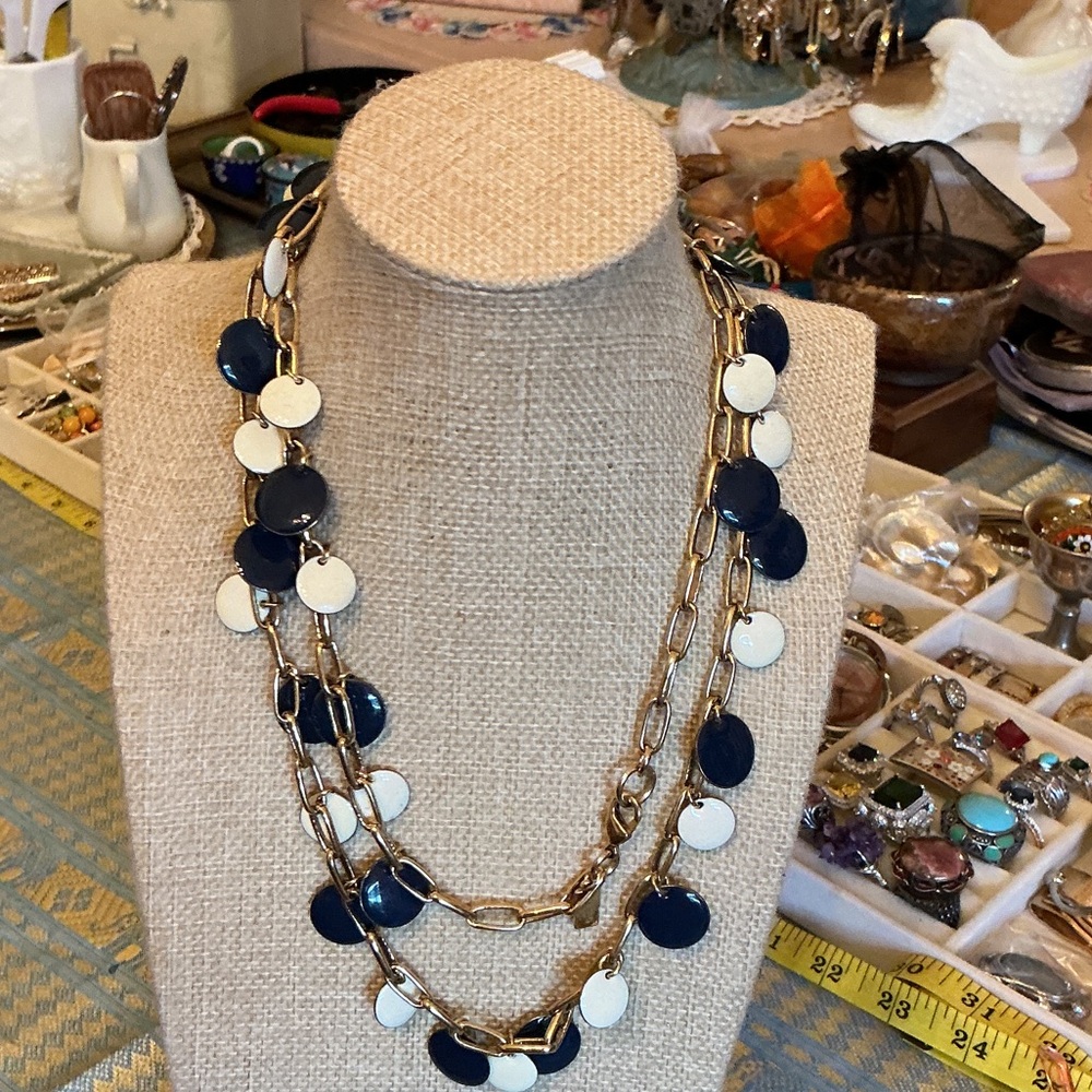 kate spade gold-tone necklace with navy blue and cream enamel discs - Picture 4 of 5